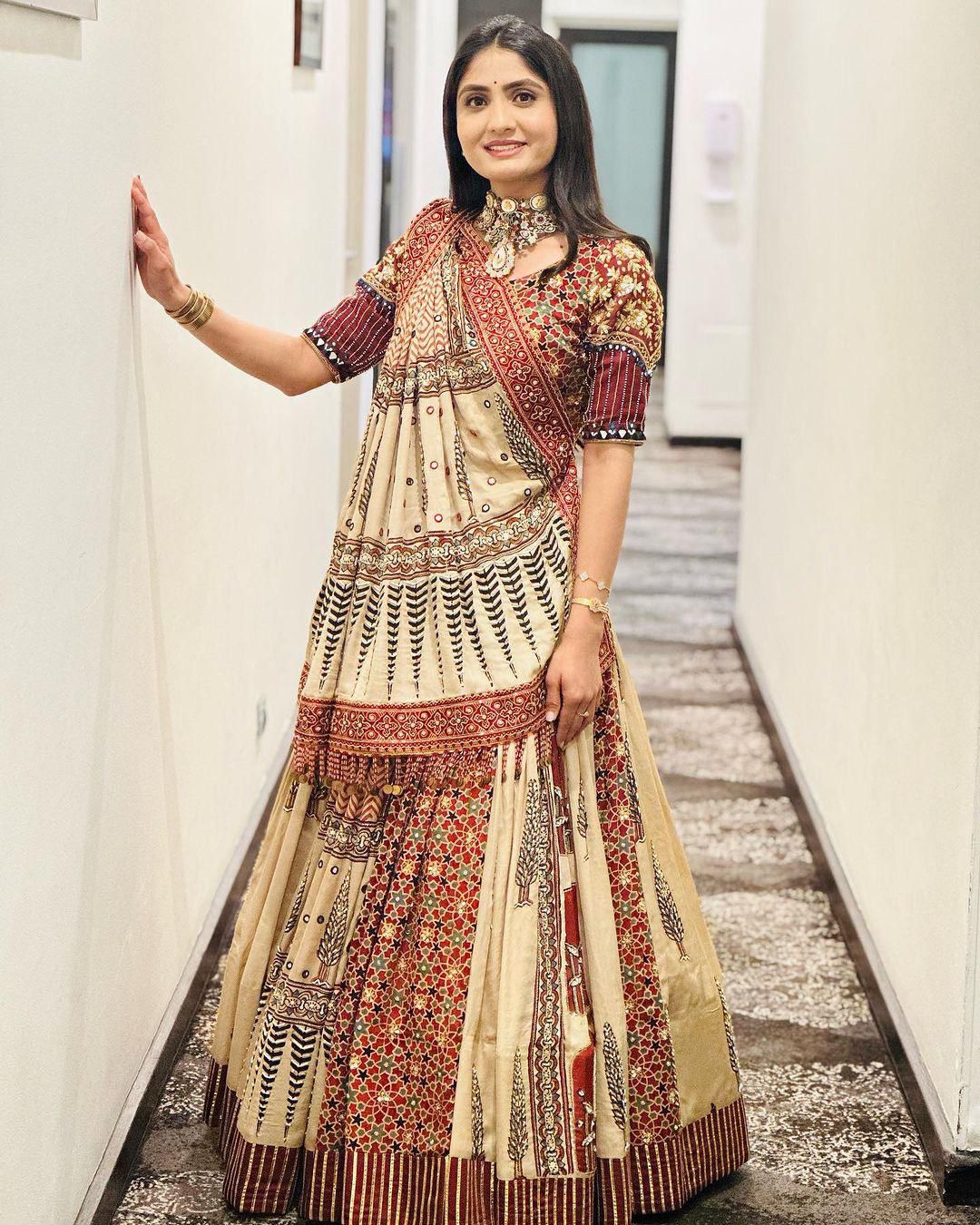 Naari Navrati Lehenga Choli