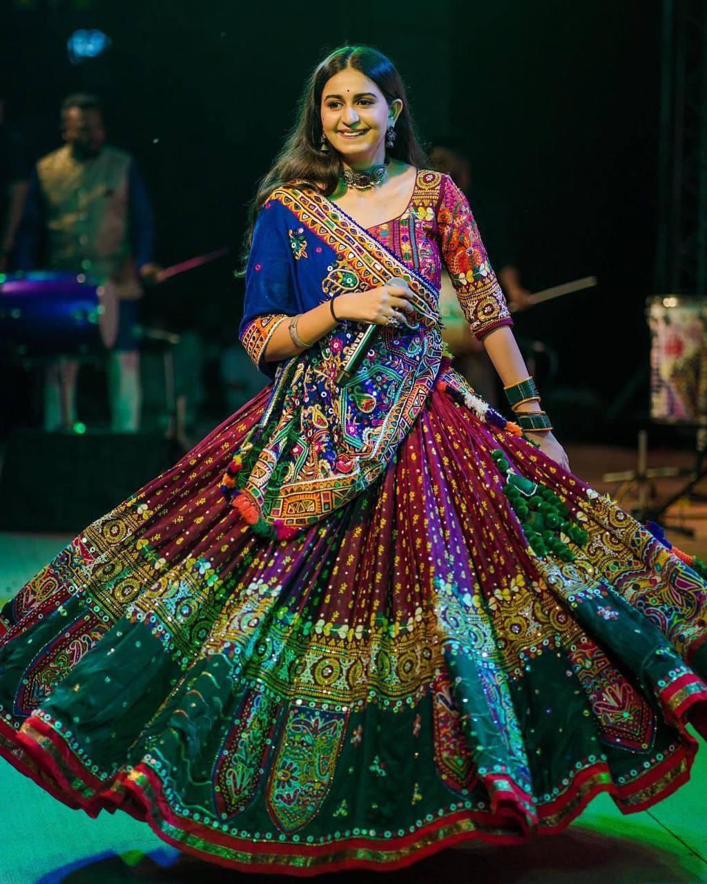 Desi Chamkeela Navratri Lehenga Choli