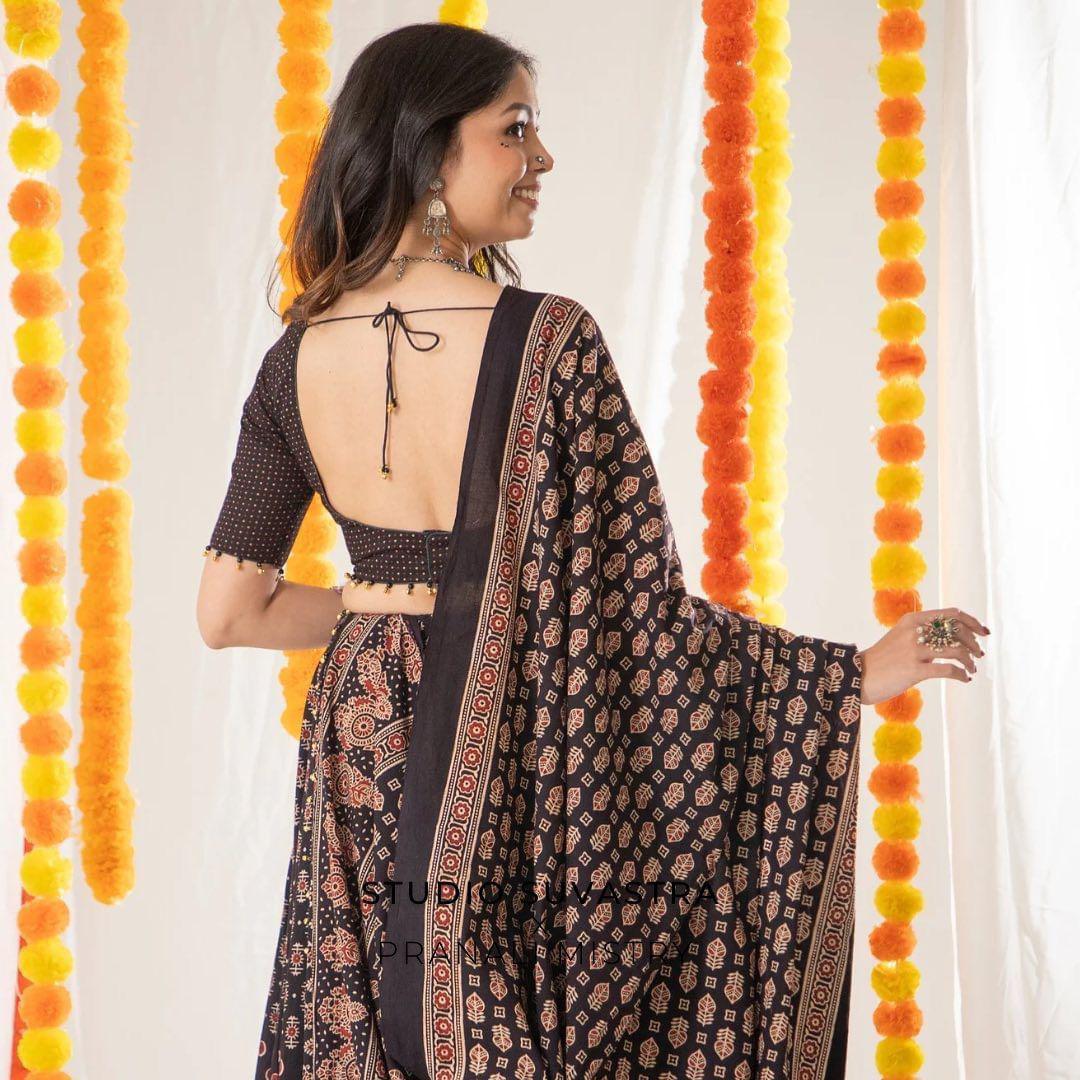 Rocking Black Navratri Lehenga Choli With Store Images