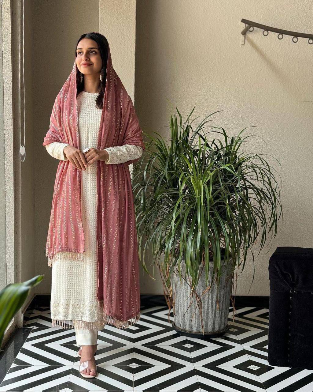 Zarifa Royale Salwar Set