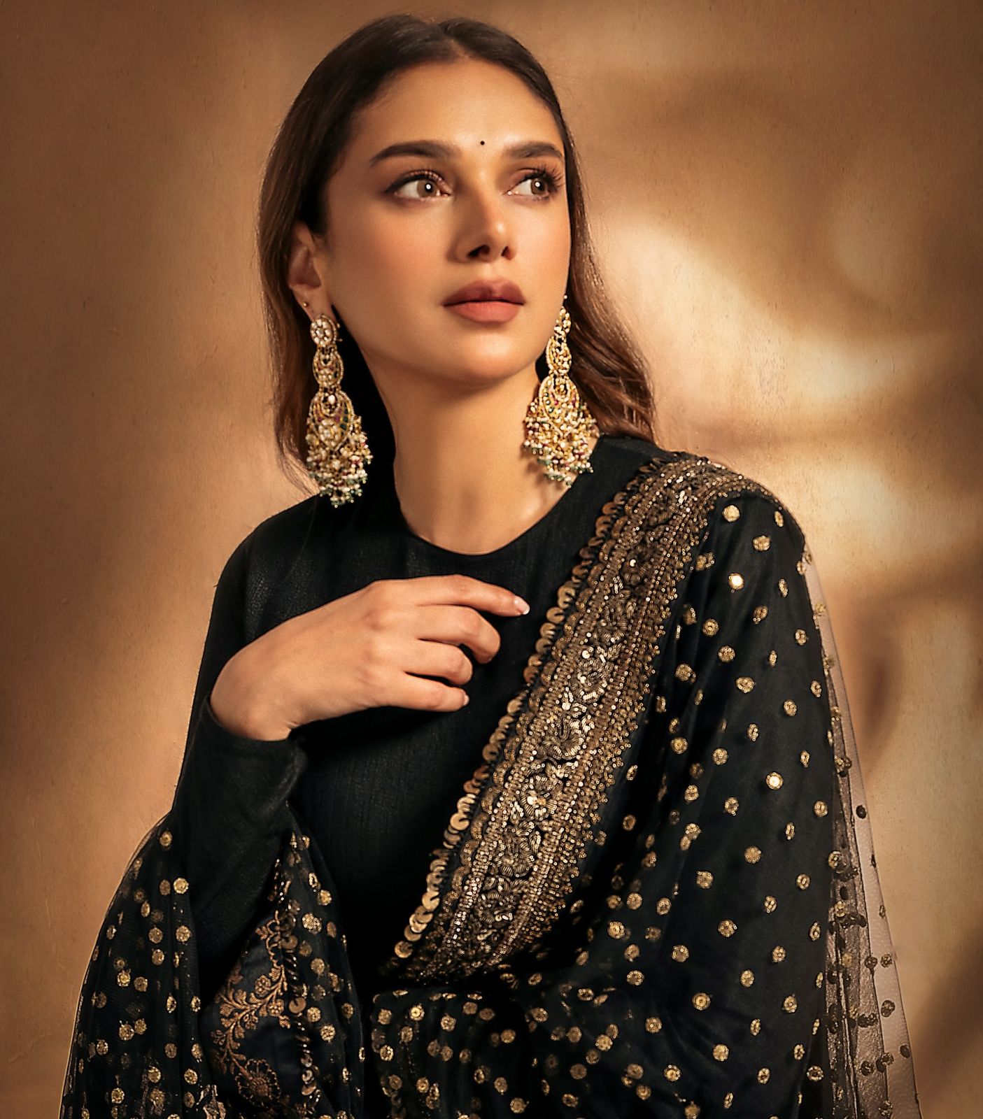 Aditi Rao Hydari Gown With Dupatta