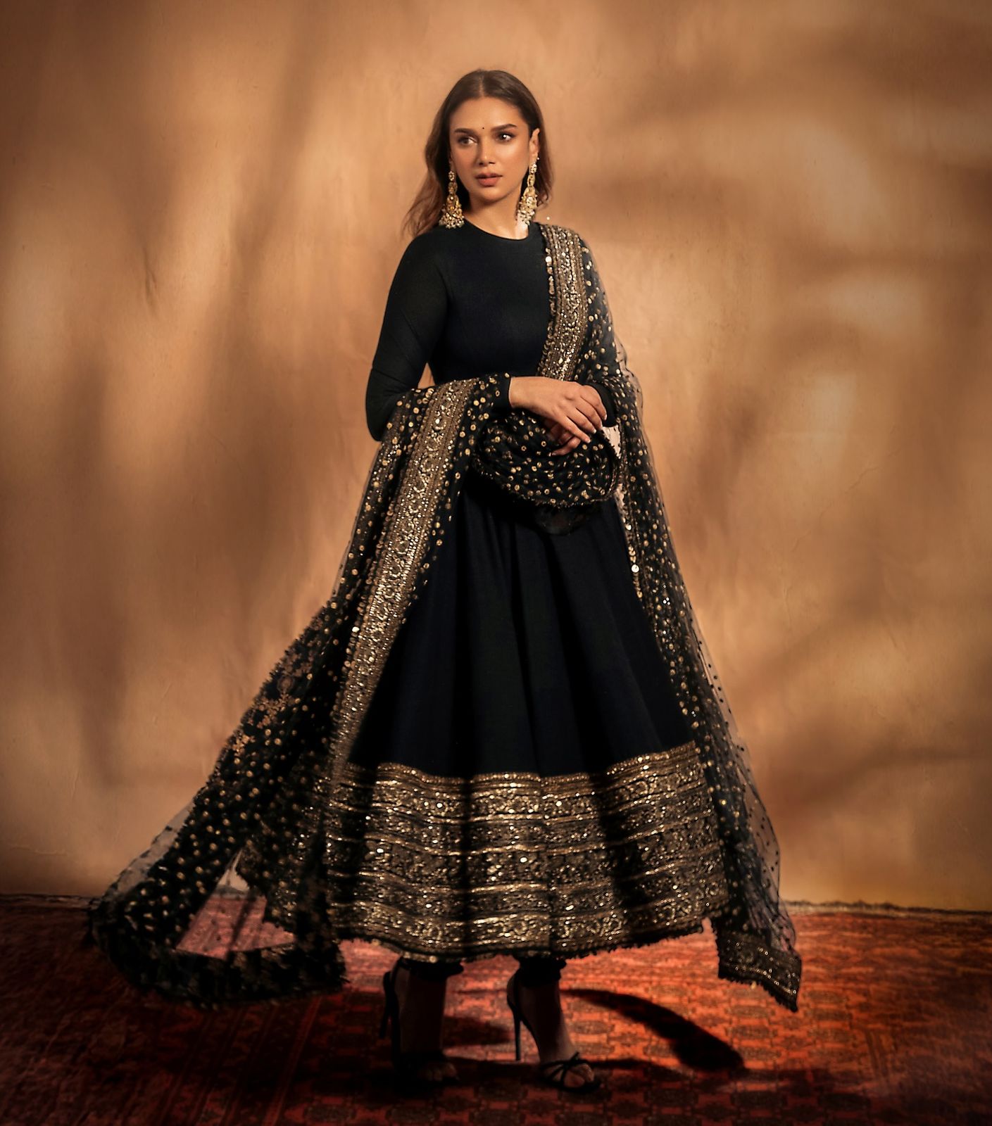 Aditi Rao Hydari Gown With Dupatta