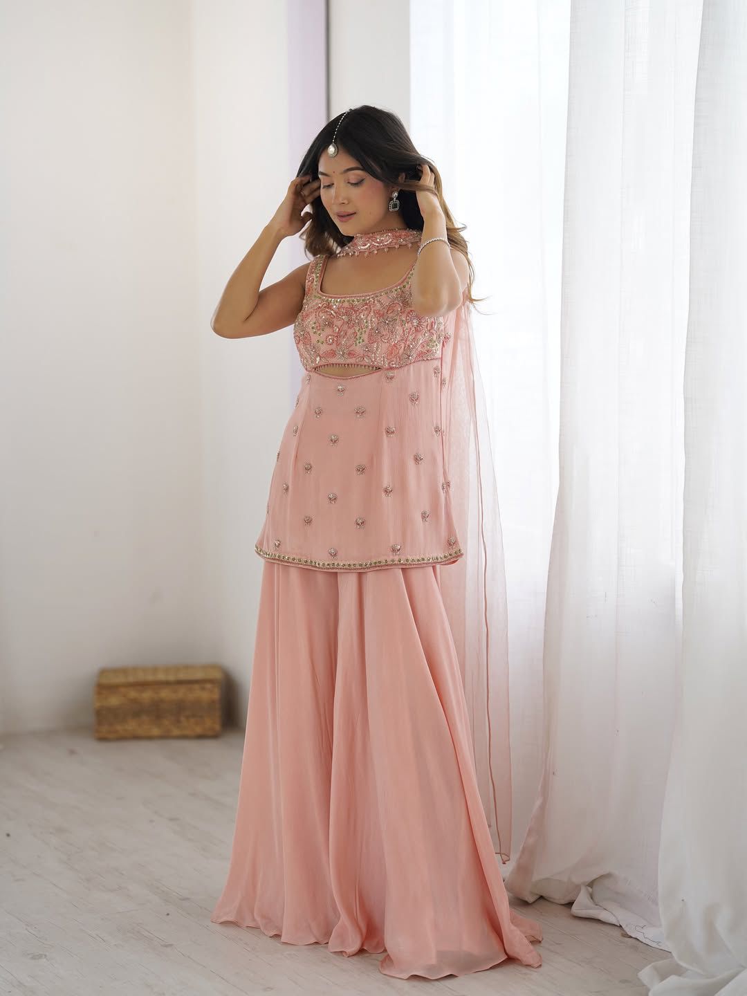Aabroo Zariya Suit Set