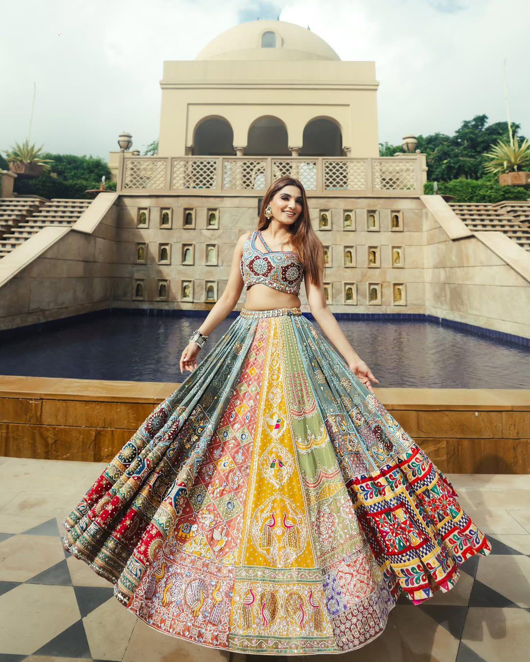 Chamak Chalo Navratri Lehenga Choli