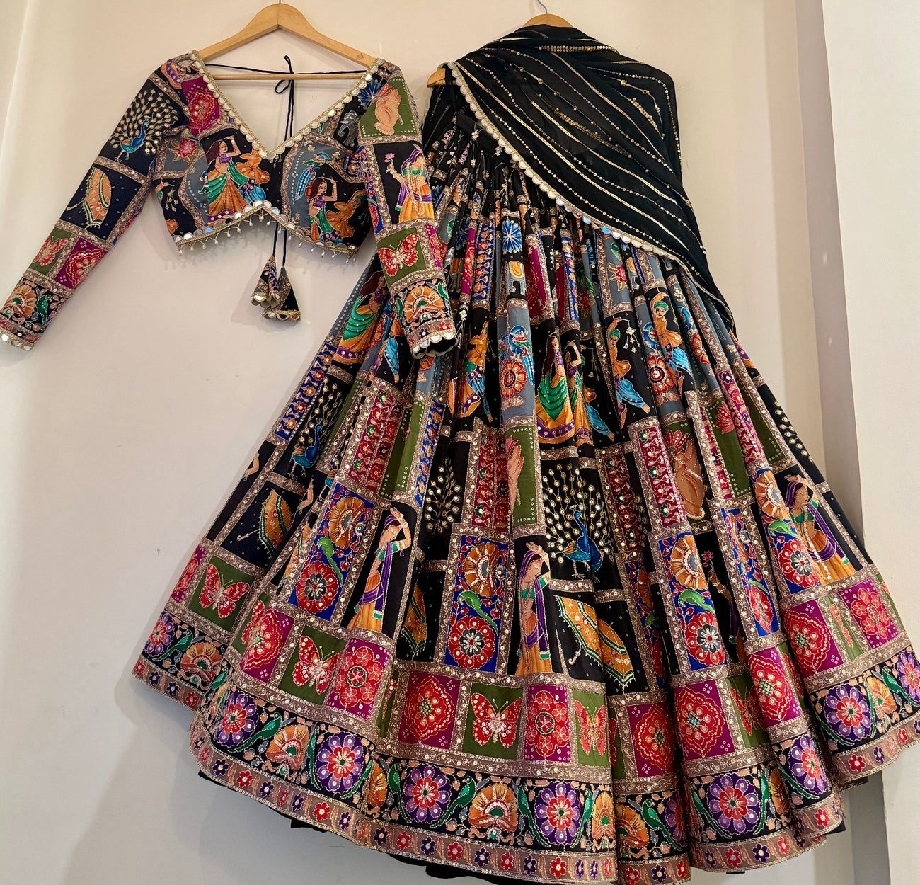 KalaKriti Kutch Navratri Lehenga Choli