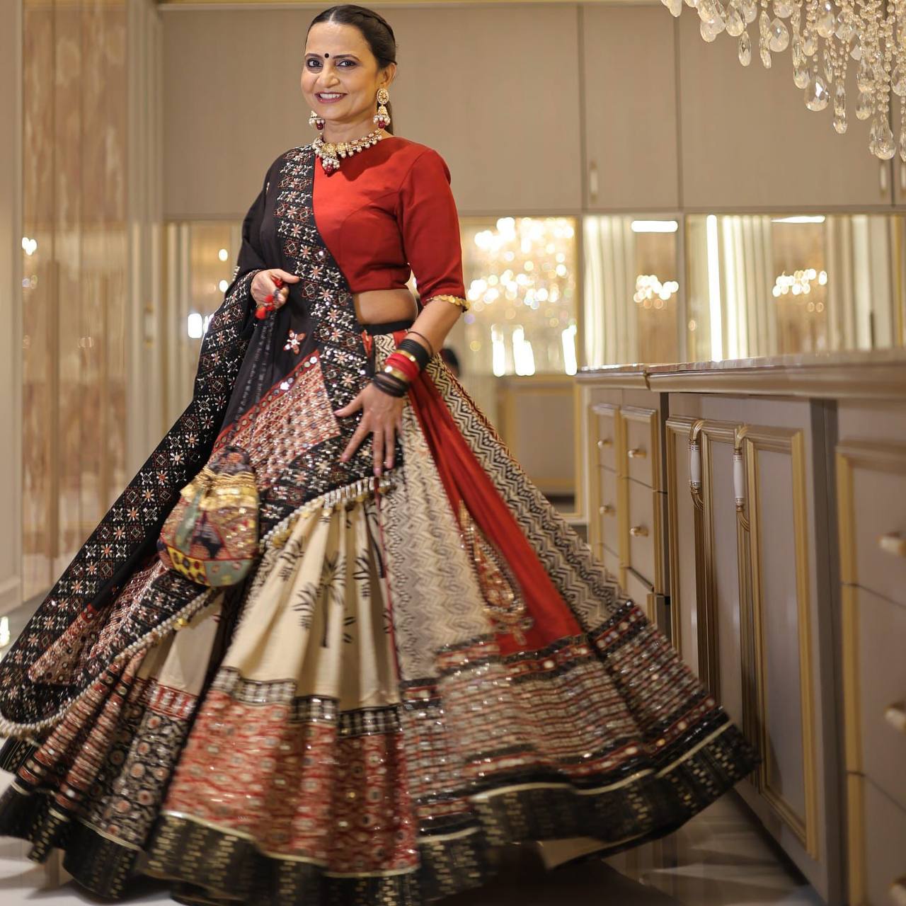 Roopal Beat Navratri Lehenga Choli