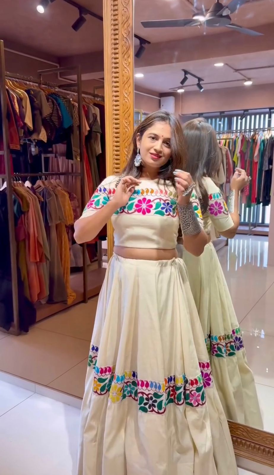 Kora Kalakari Navratri Lehenga Choli