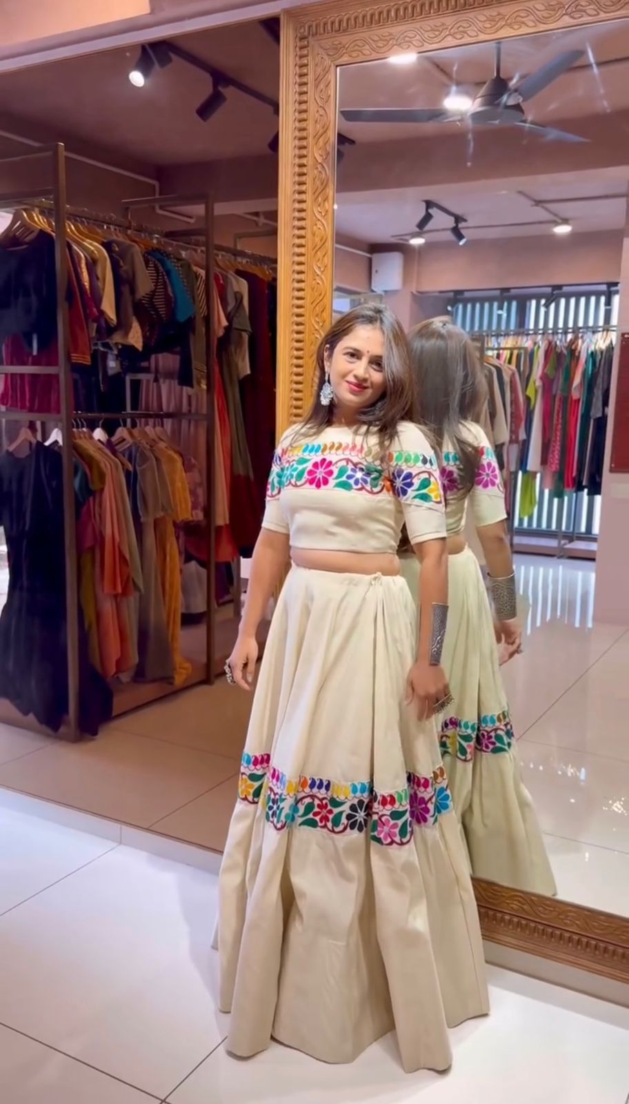 Kora Kalakari Navratri Lehenga Choli