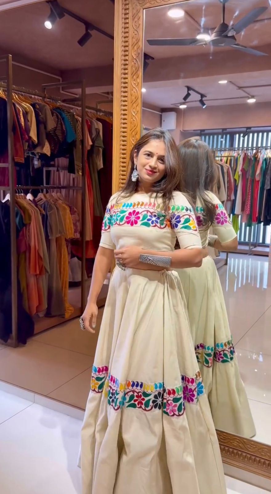 Kora Kalakari Navratri Lehenga Choli