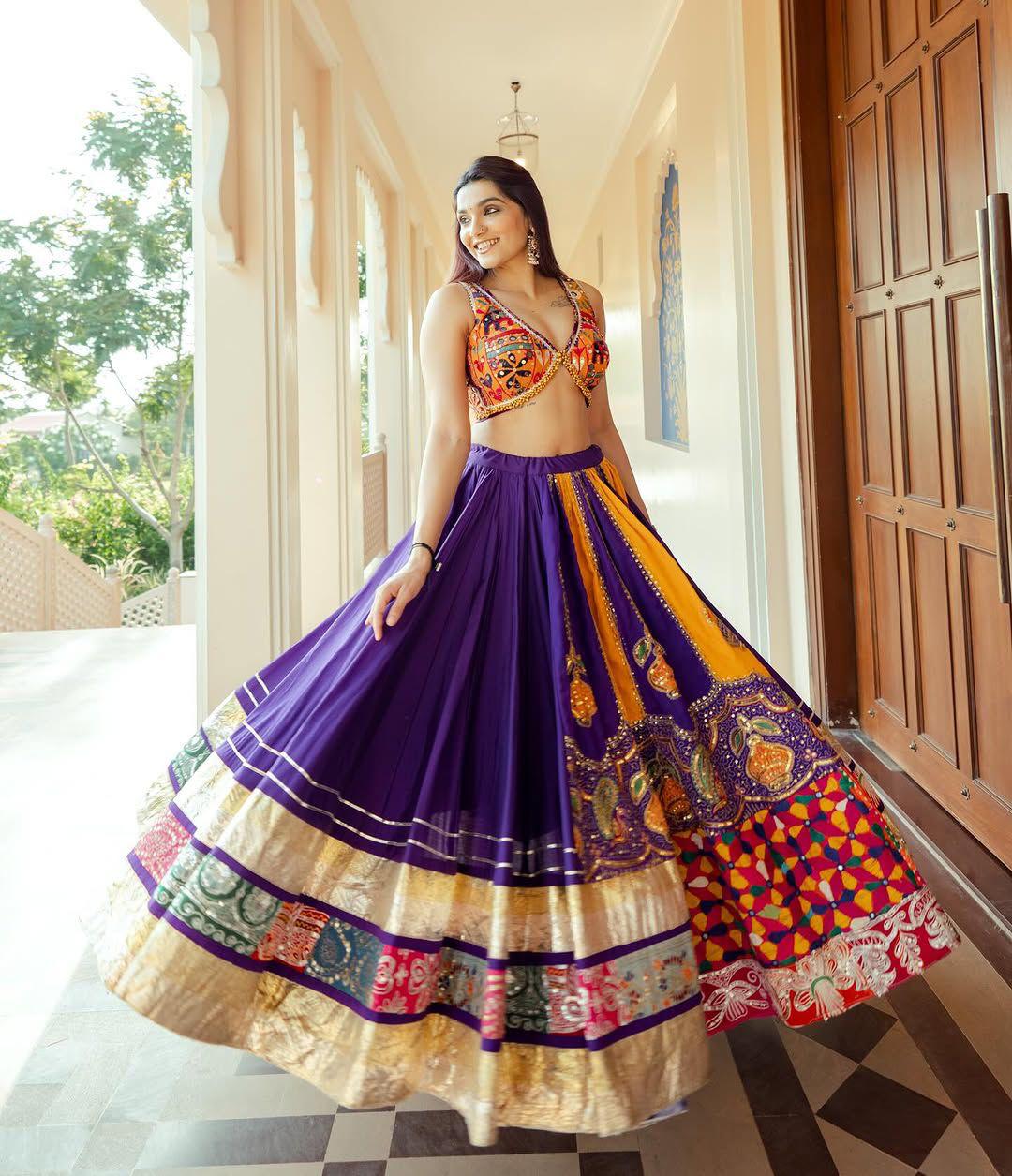 Aabha Aakar Navratri Lehenga Choli