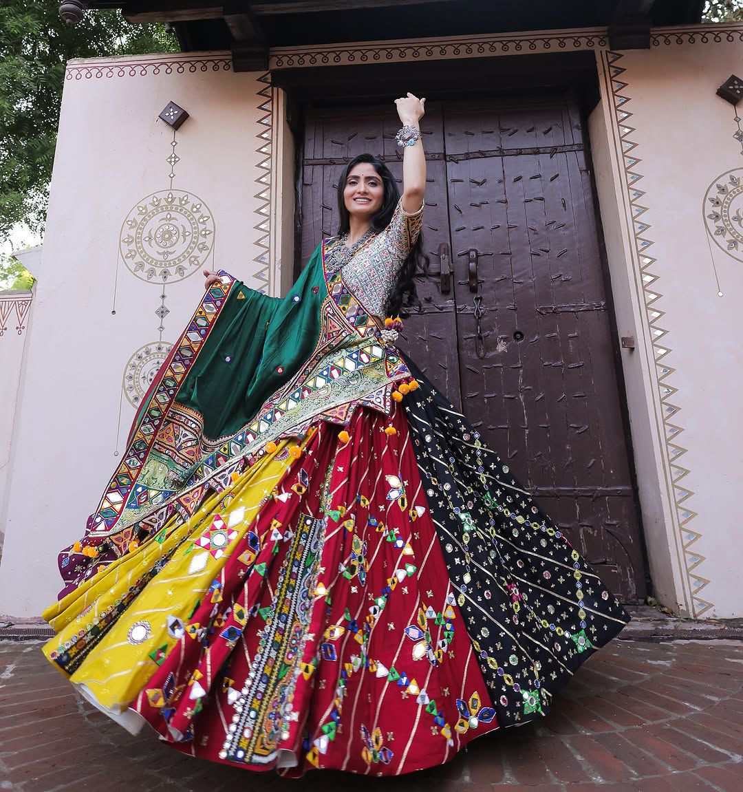 Rangilo Geeta Rabari Navratri Lehenga Choli