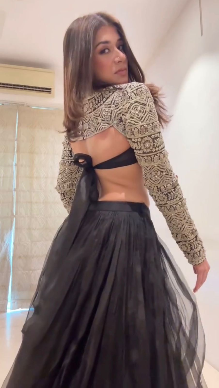 Ravishing Raati Lehenga Choli