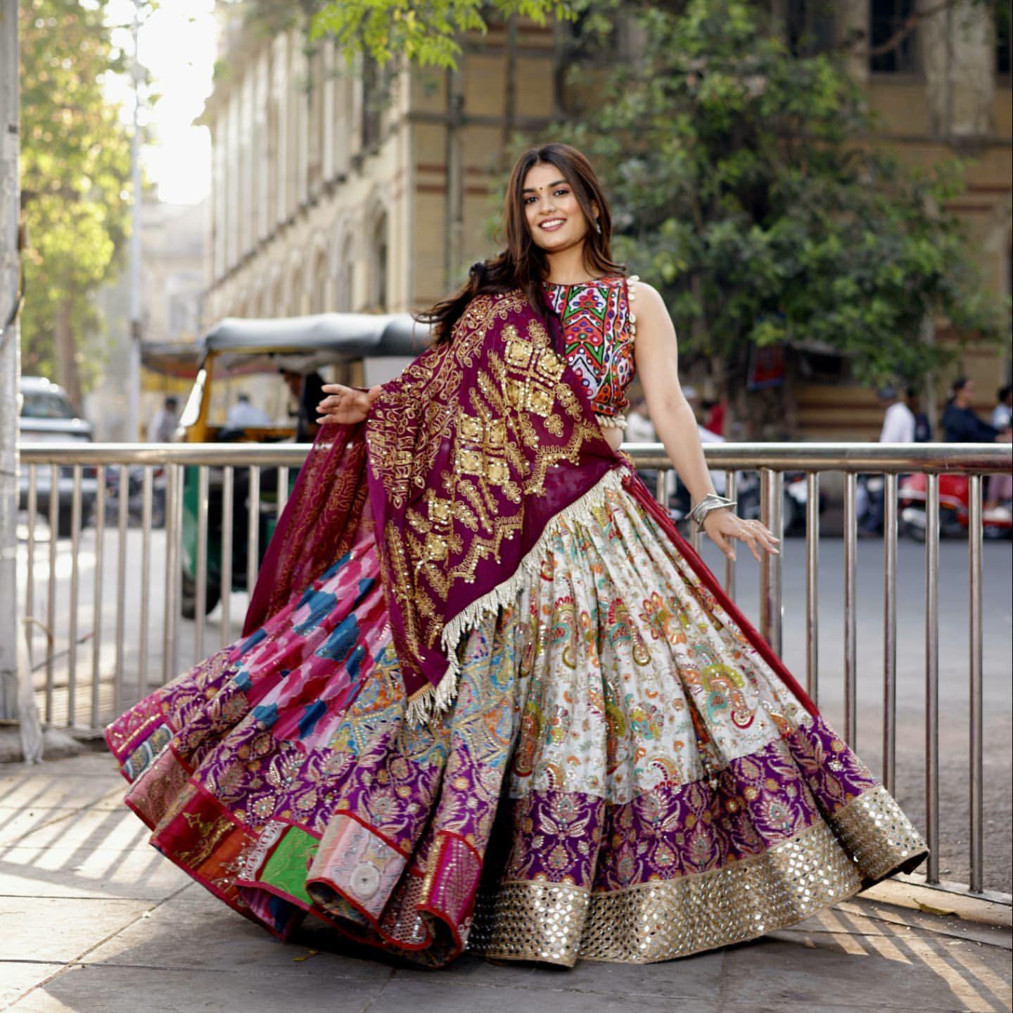 Leheriya Rasika Navratri Lehenga Choli