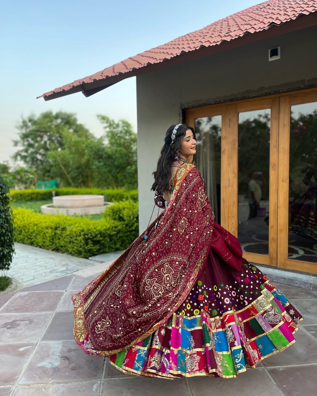 Nachti Naayika Navratri Lehenga Choli