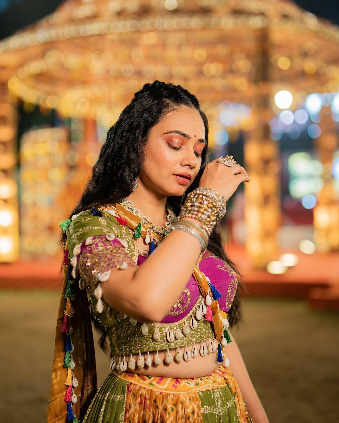 Rajsi Riwaaz Navratri Lehenga Choli