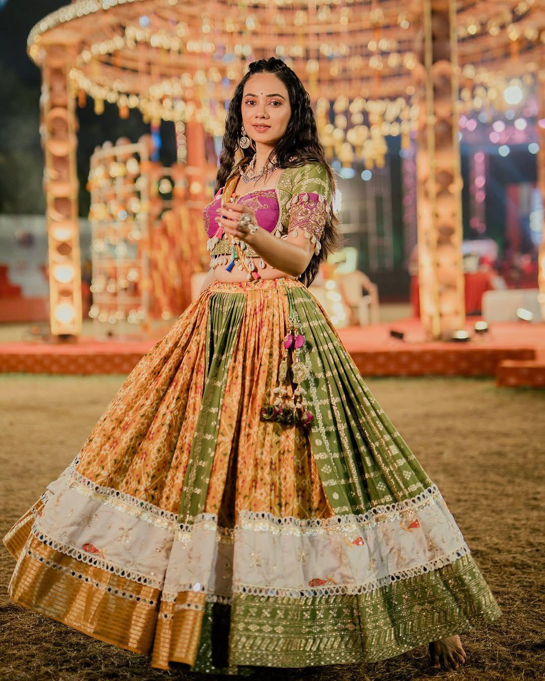 Rajsi Riwaaz Navratri Lehenga Choli