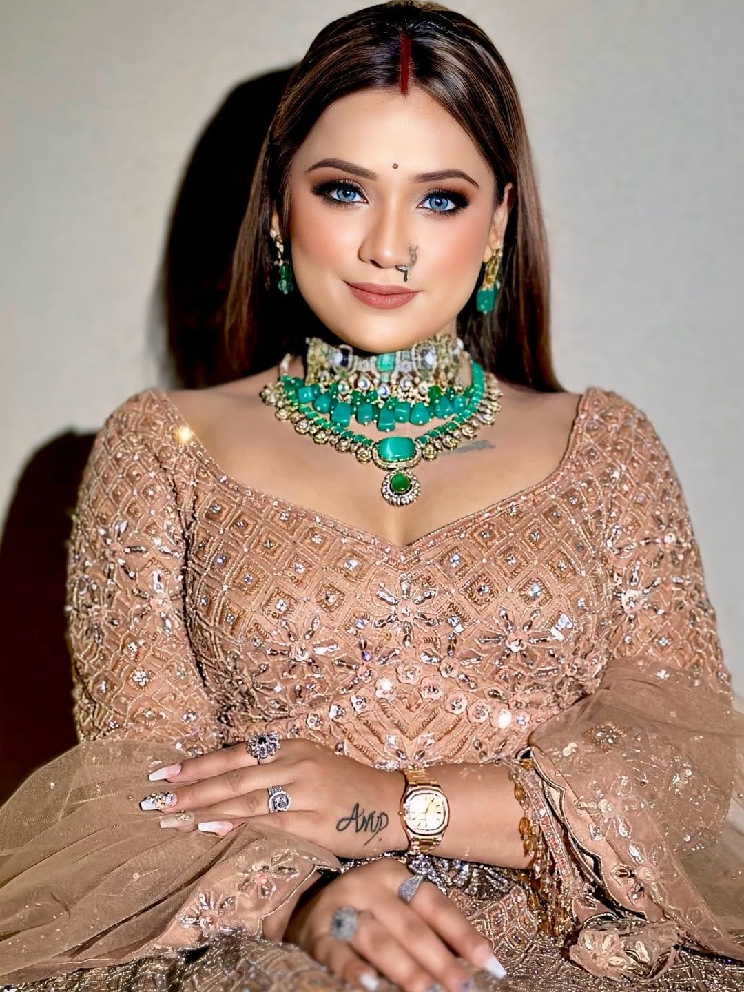 Palkon Pe Rang Lehenga Choli