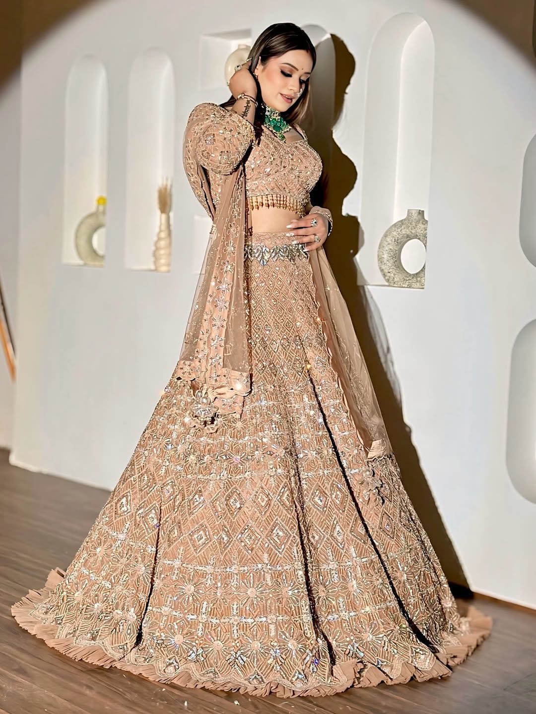 Palkon Pe Rang Lehenga Choli