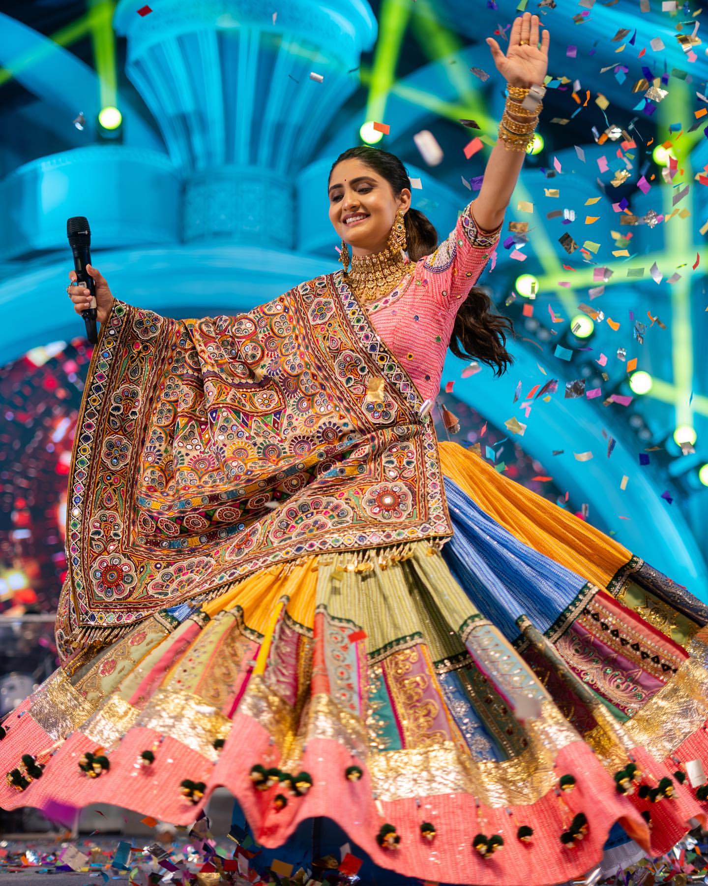 TikTok Twirl Navratri Lehenga Choli