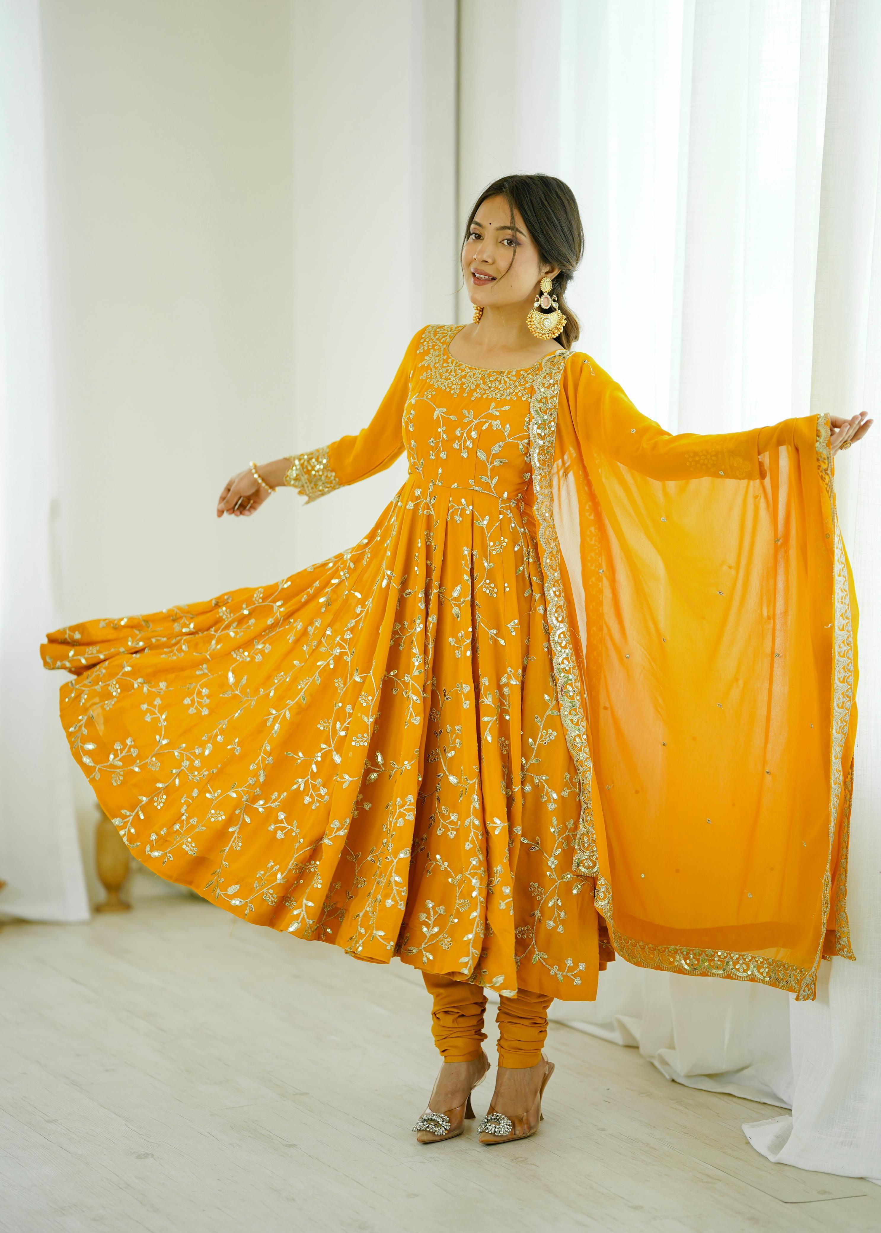 Aangan Aanchal Salwar Suit