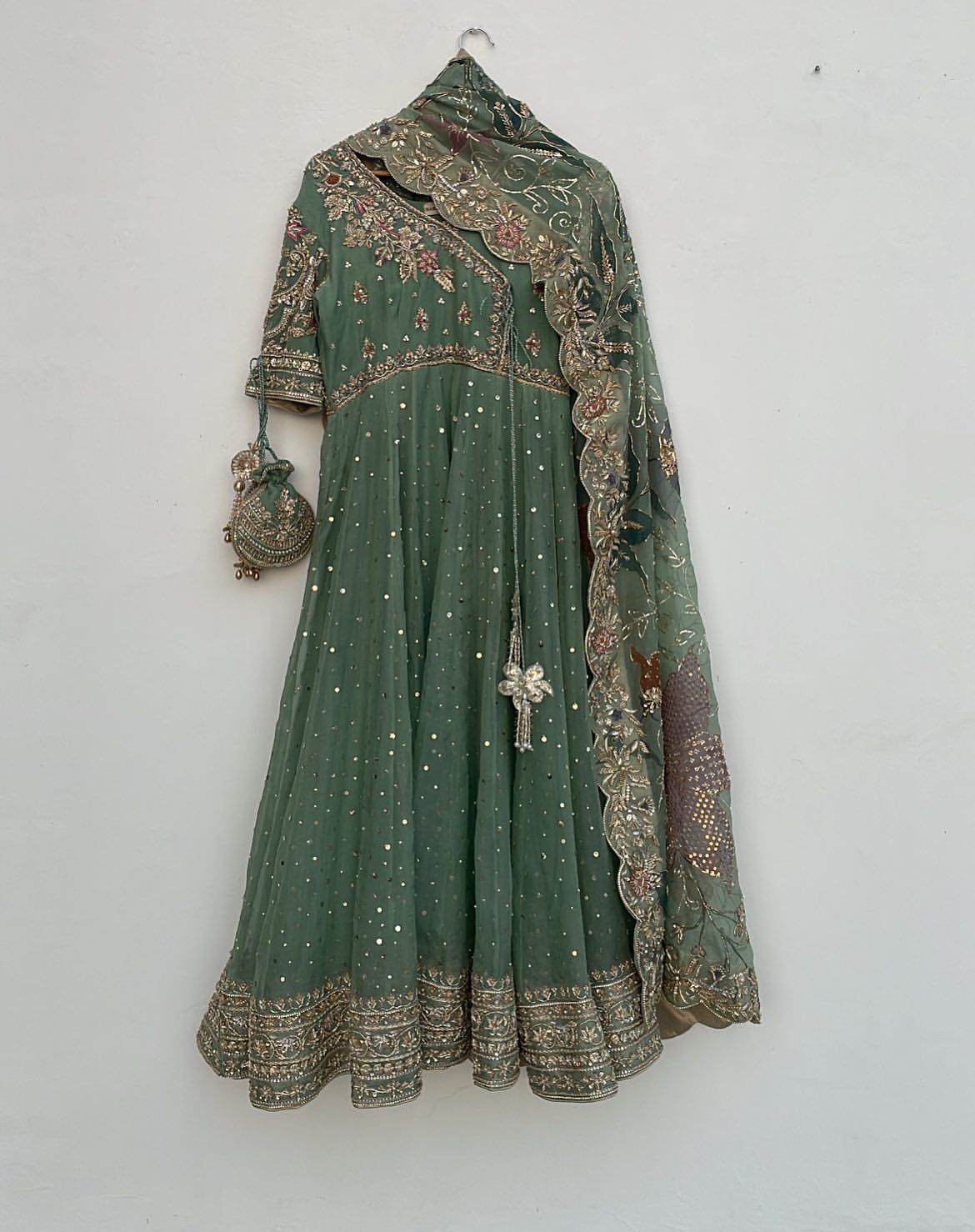 Orchidéa Dream Gown With Dupatta