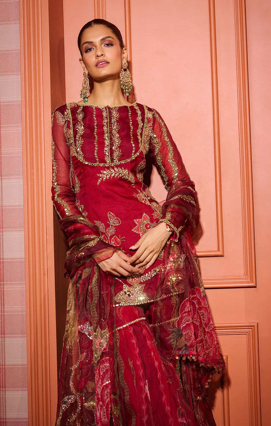 Itr-e-Gulnaar Salwar Suit