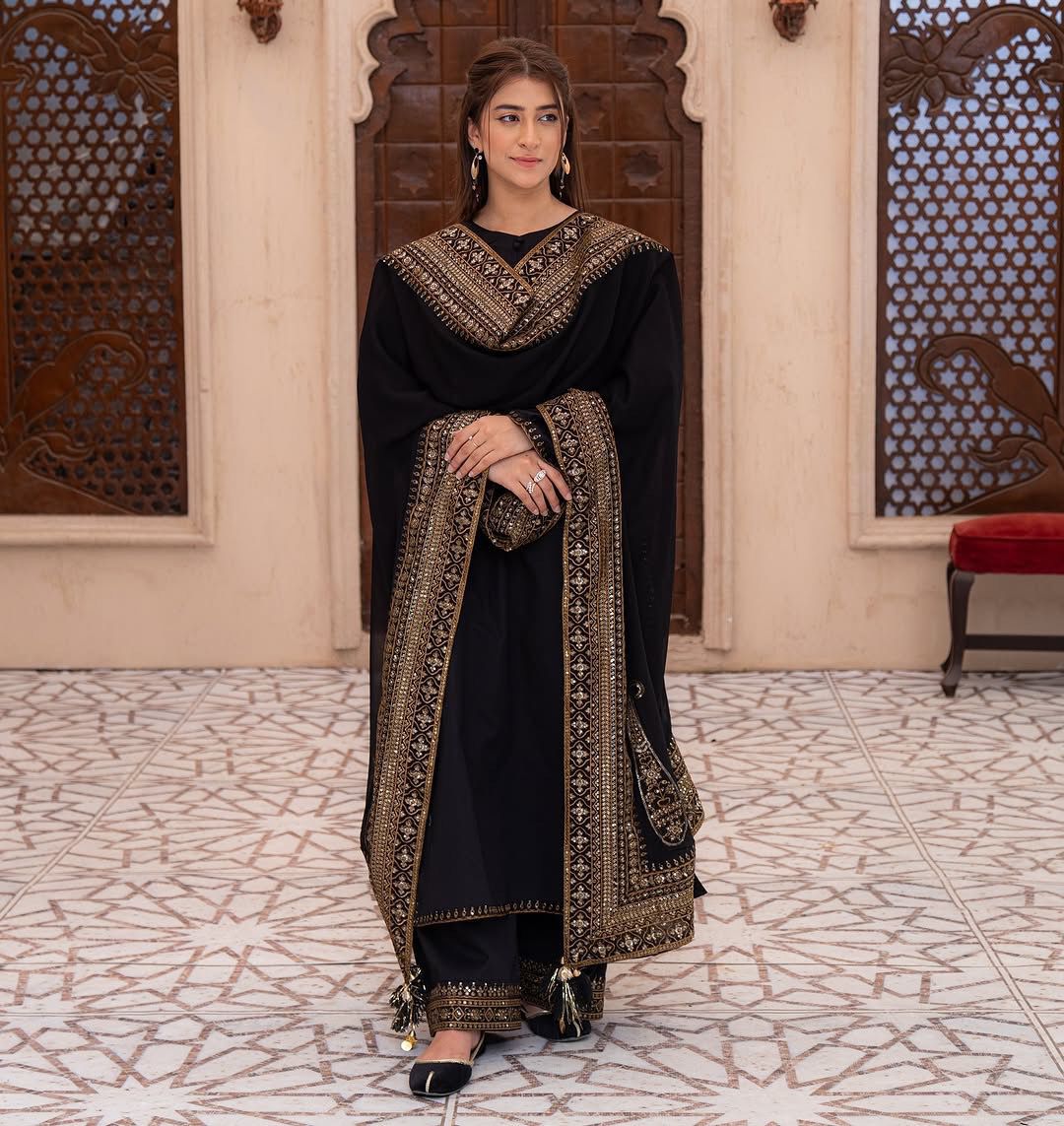 Black Itr Zeenat Salwar Suit