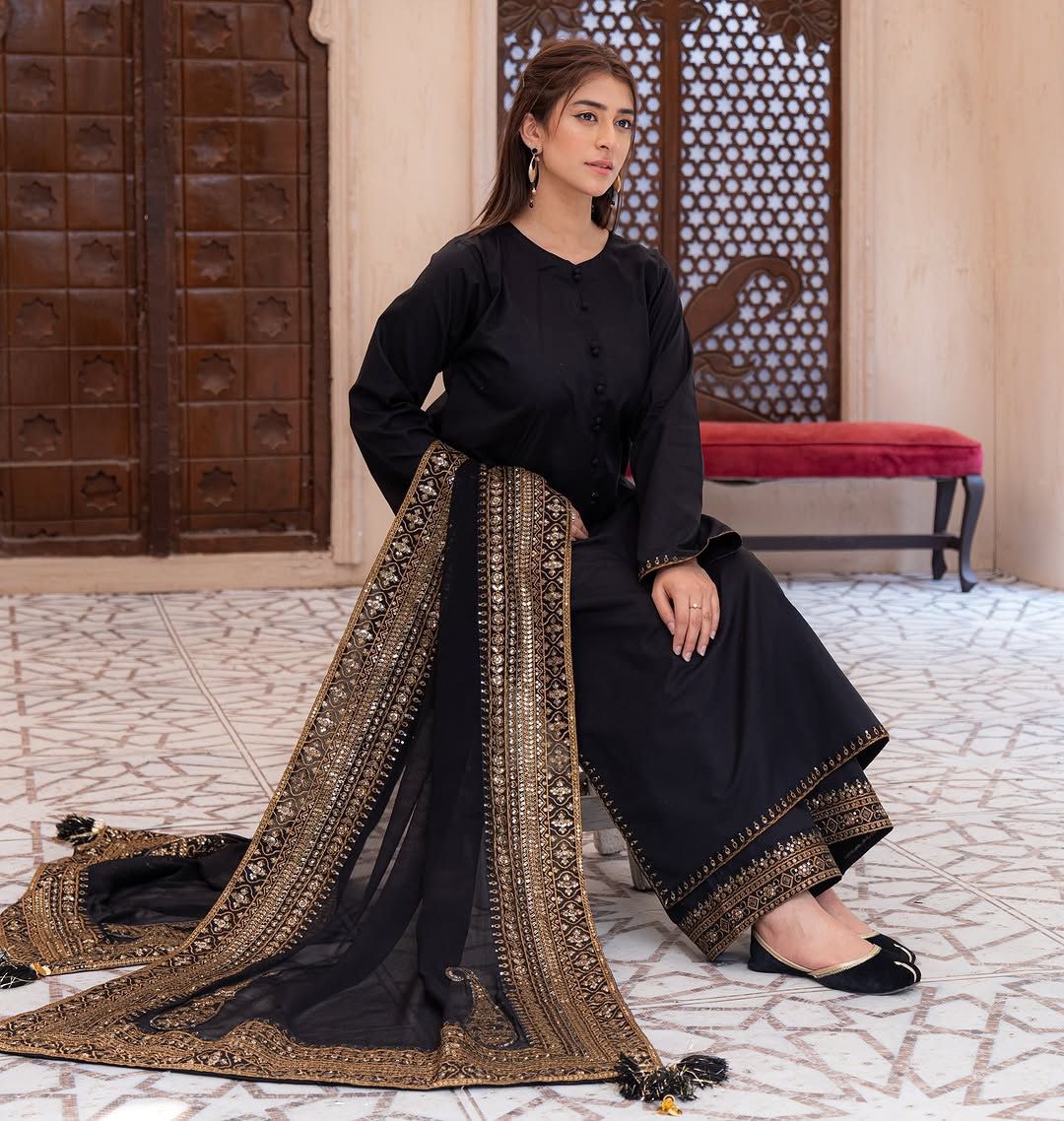 Black Itr Zeenat Salwar Suit