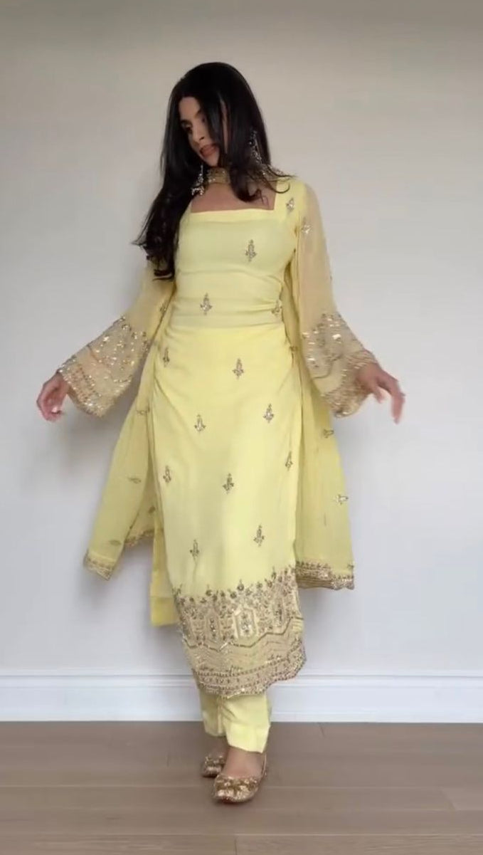 Gulistan Queen Salwar Suit