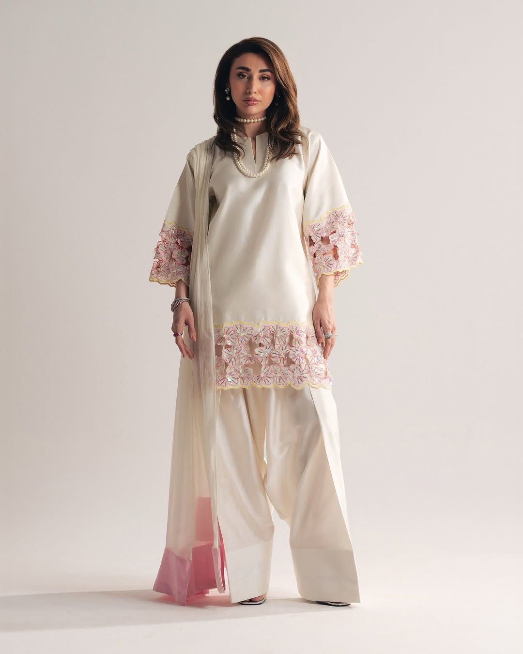 Mahpara Zoya Farshi Salwar Suit