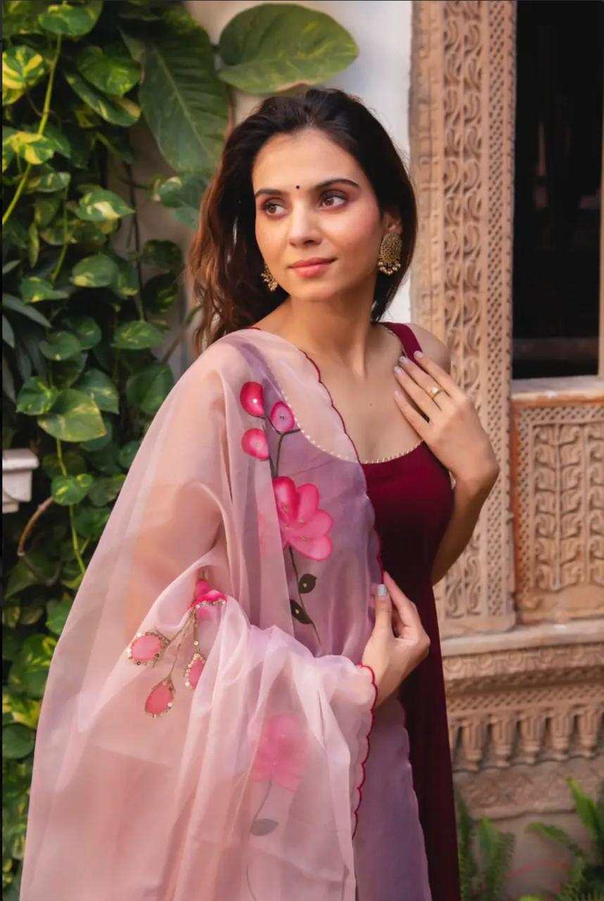 Surkh Veda Anarkali Set