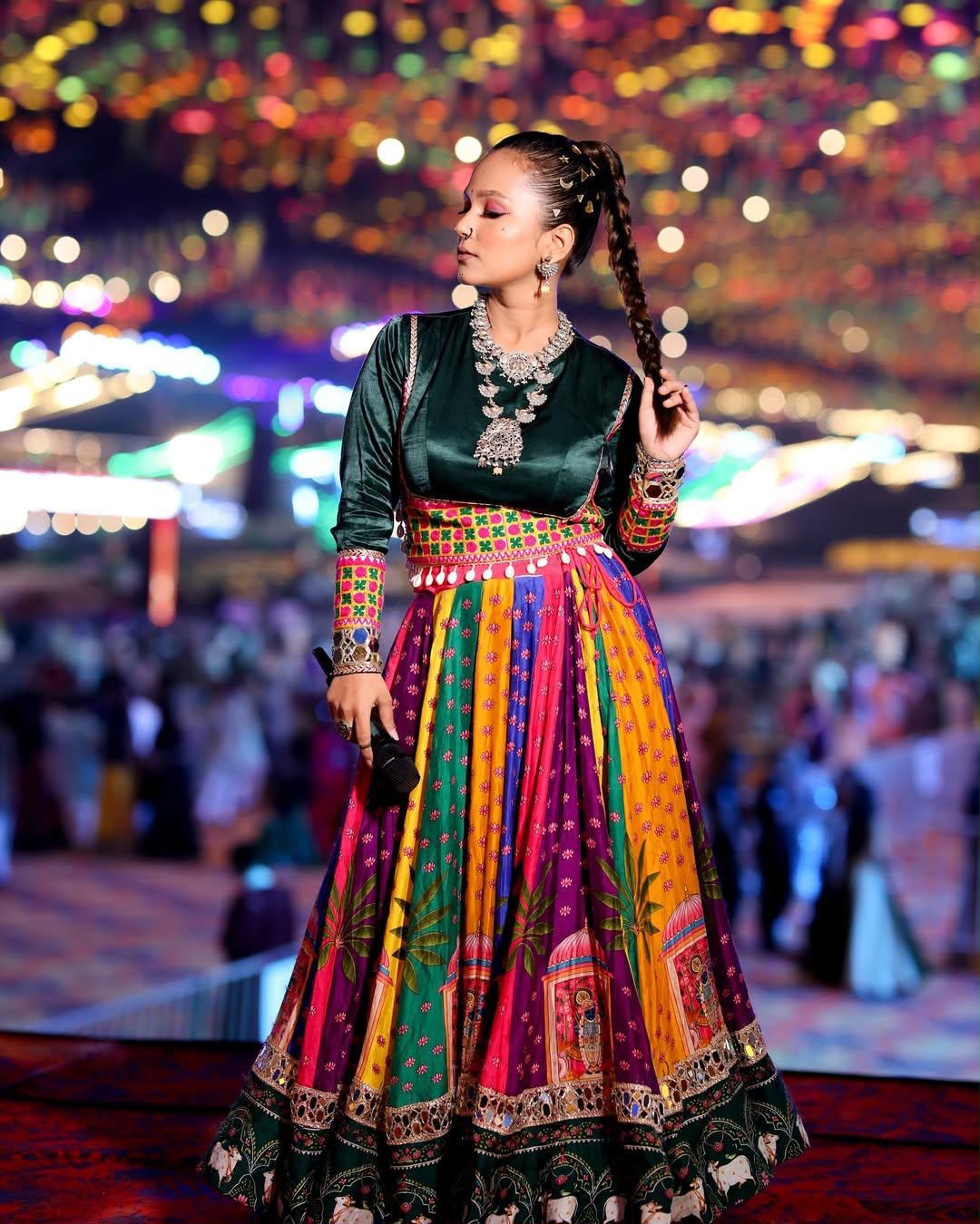 Rangrekha Raas Navratri Lehenga