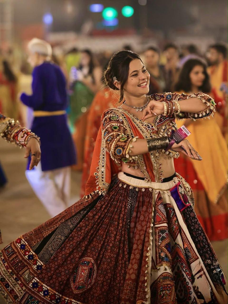 Vasundhara Vogue Navratri Lehenga Choli