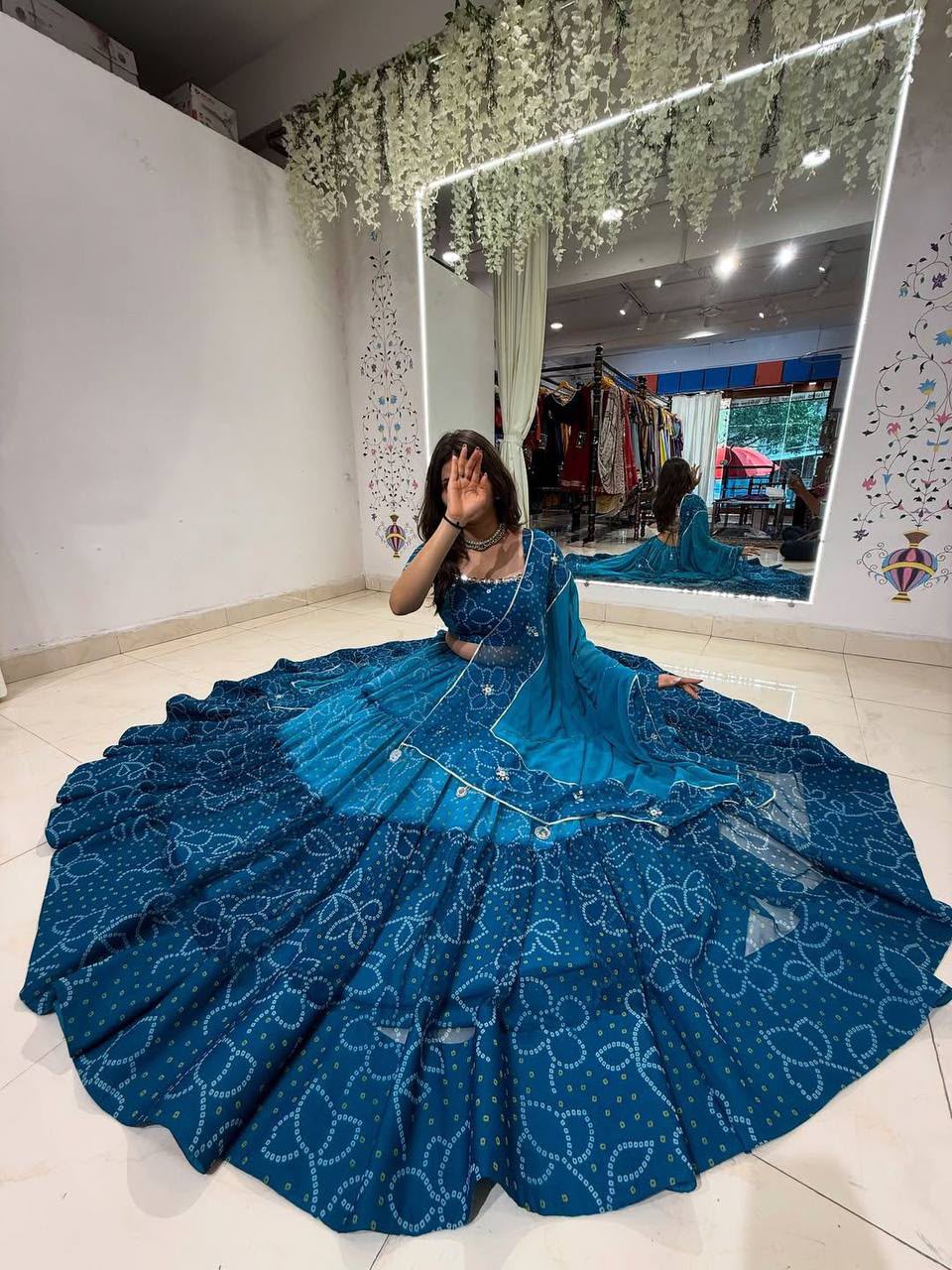 Kundan Kalash Navratri Lehenga Choli