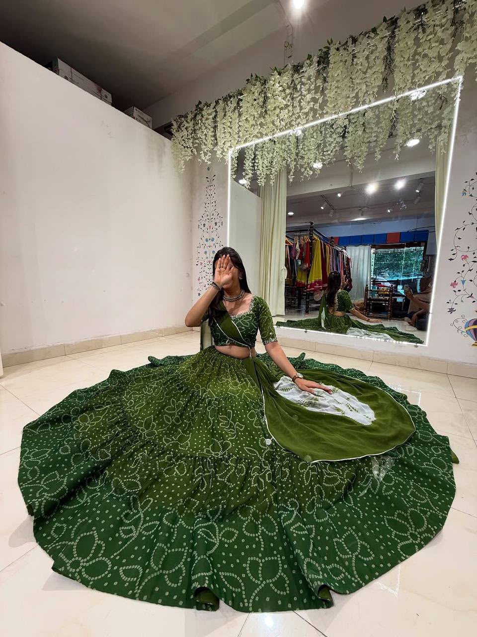 Kundan Kalash Navratri Lehenga Choli