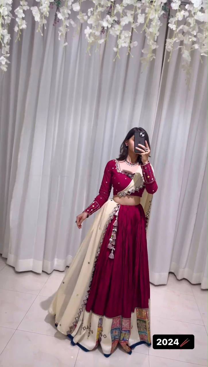 Komalika Kreation Navratri Lehenga Choli