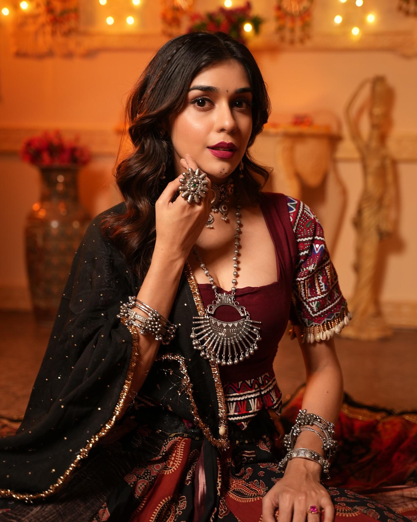 Garba Gulshan Navratri Lehenga Choli