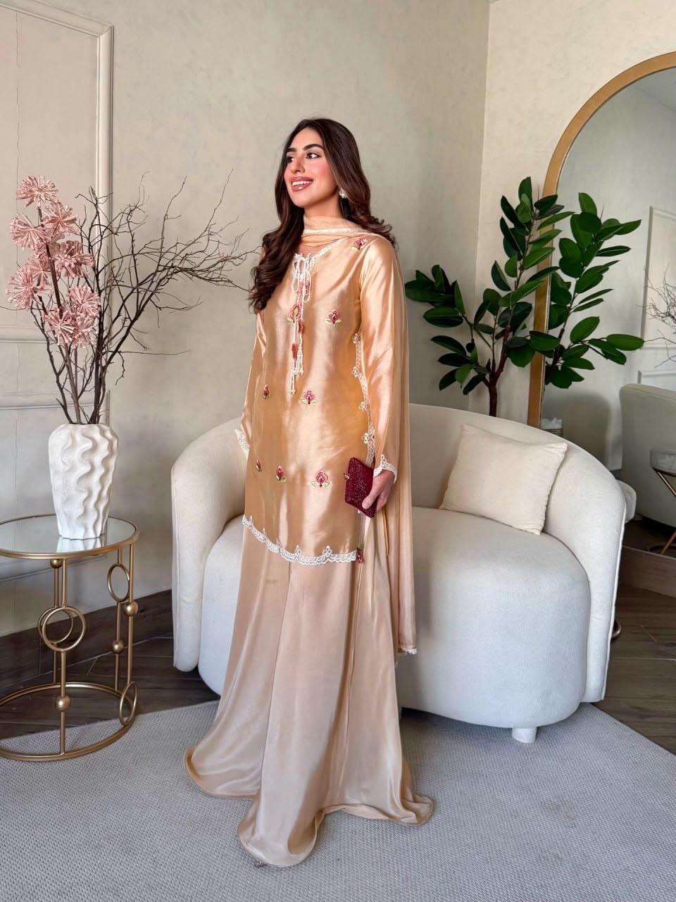 Gulrukh Rani Farshi Suit