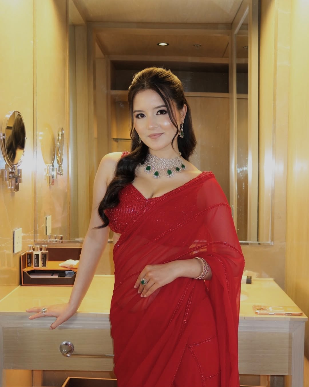 Mehrunnisa Luxe Saree