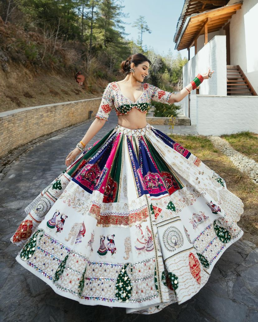 Zahri Heritage Lehenga Choli