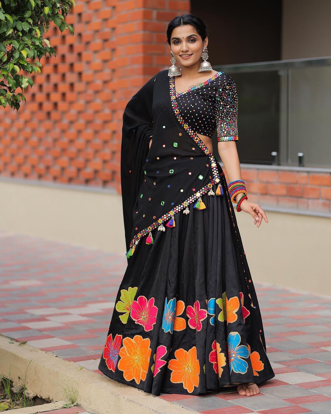 Jhuhi Lehenga Choli With Store Images