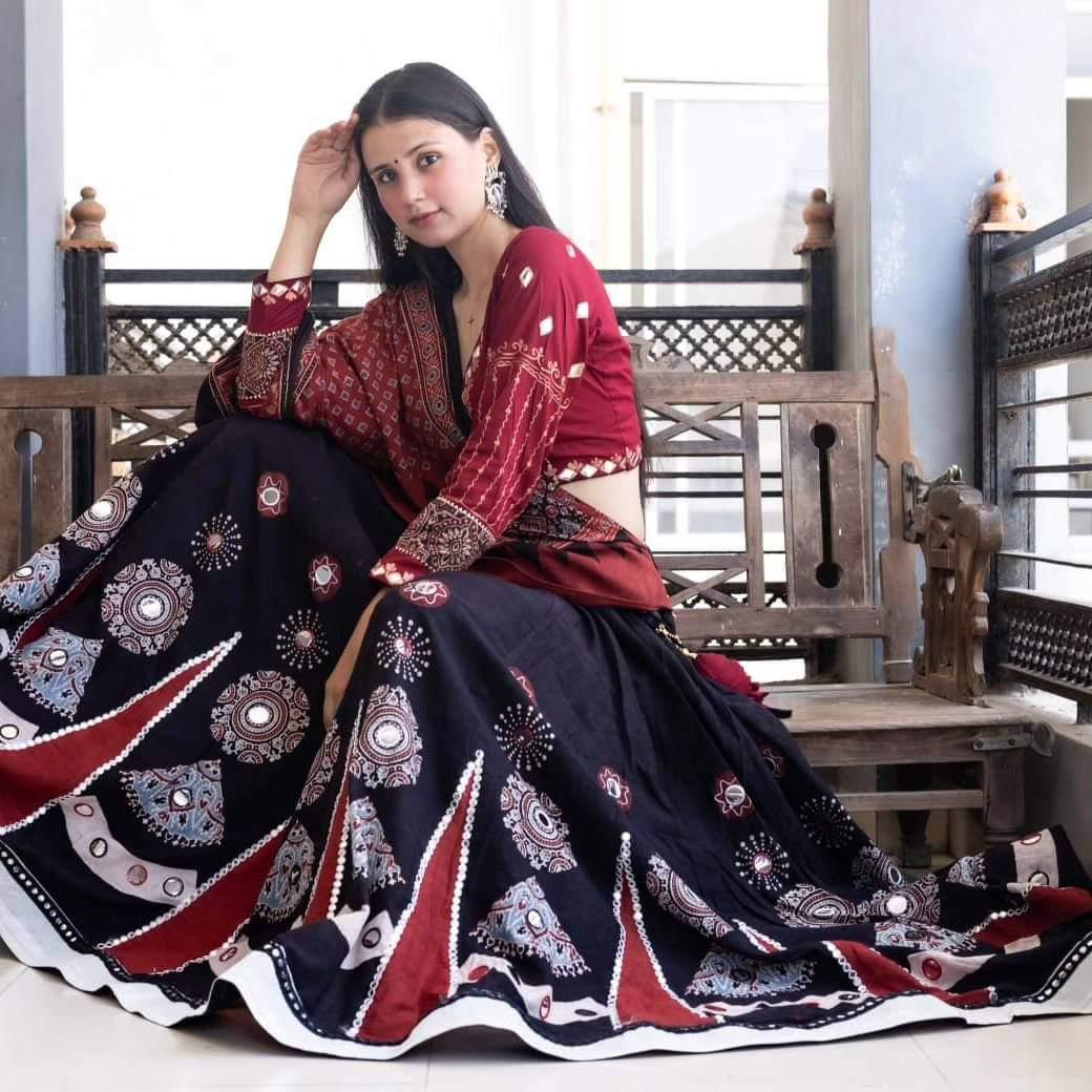 Zahira Lehenga Choli With Store Images