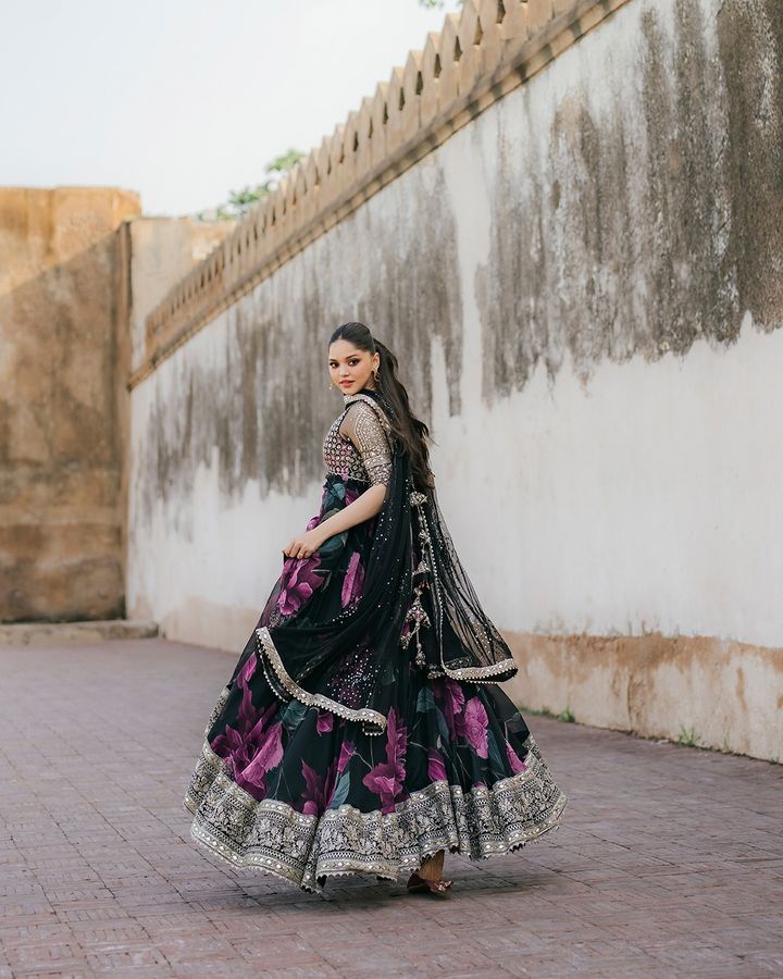 Nayra Royale Gown With Dupatta