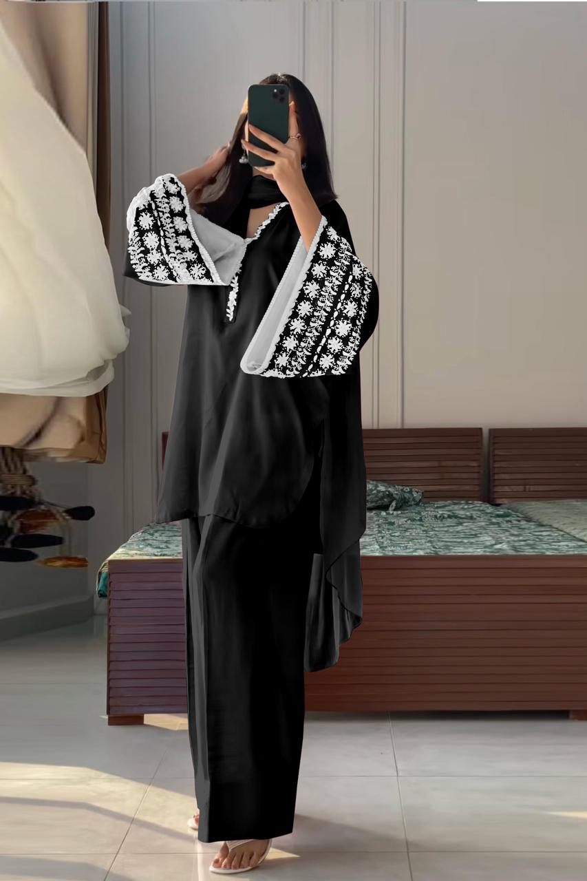 Divine Aura Farshi Salwar Suit