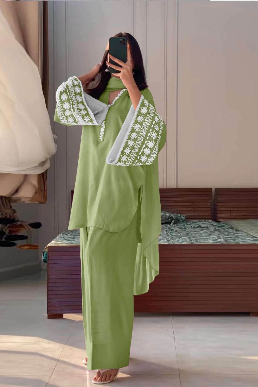 Divine Aura Farshi Salwar Suit