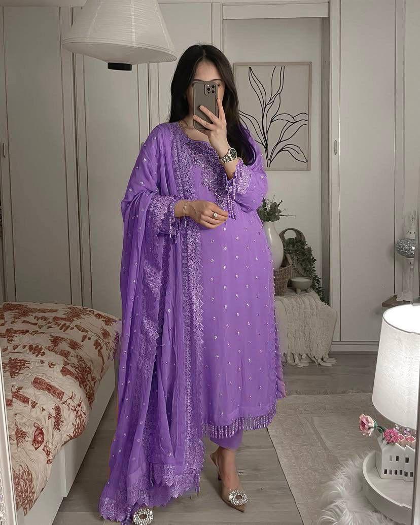 Peachy Princes Salwar Suit