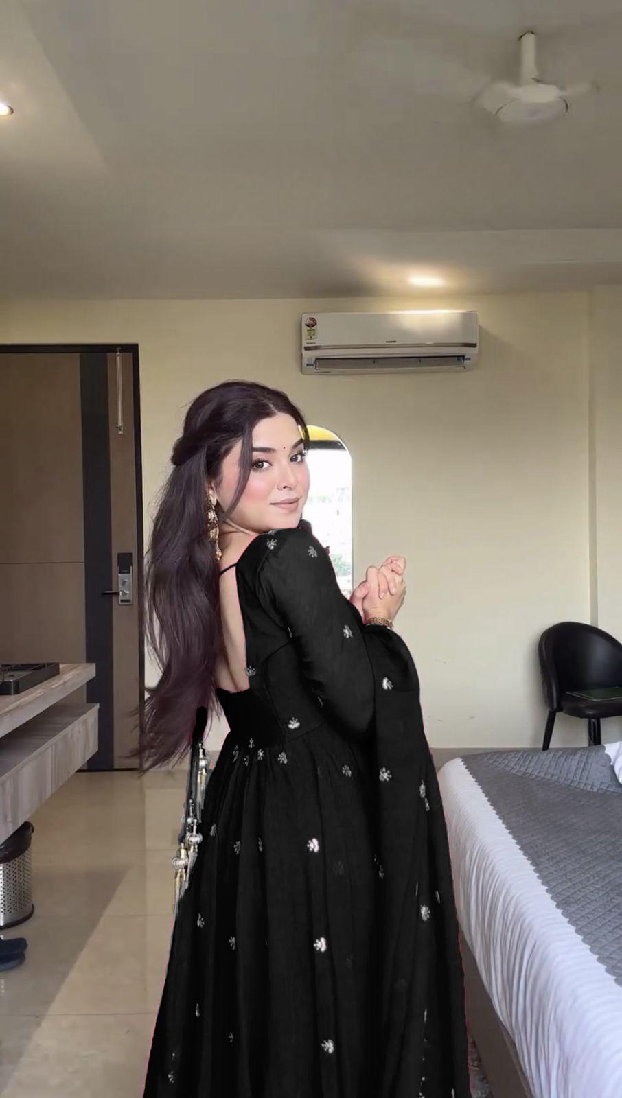 Roja Blossom Salwar Suit