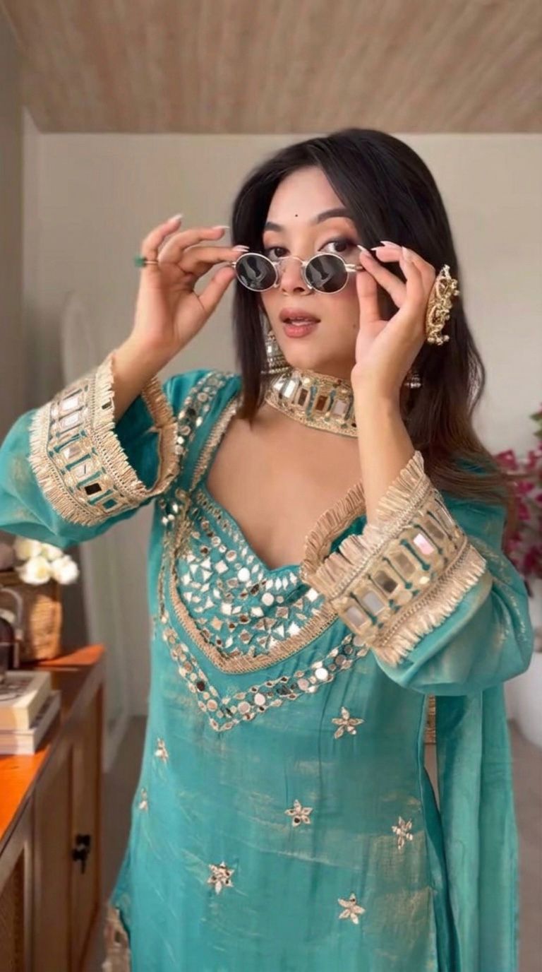 Premium Tissue 4-Piece Bustier Set